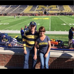 Meet your Posher, Pam